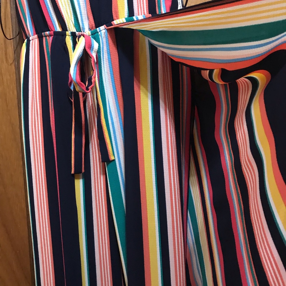 Jumpsuit - Picture 3 of 8